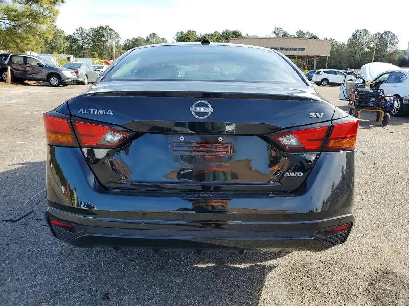 2024 NISSAN ALTIMA SV  