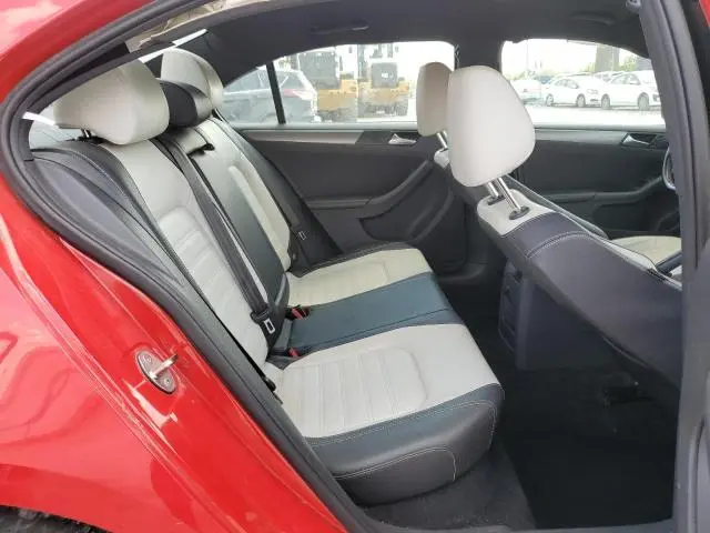 2016 VOLKSWAGEN JETTA SPORT