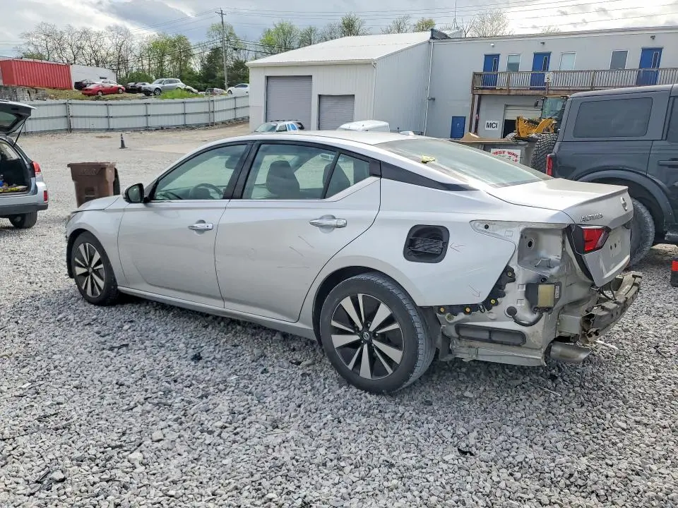 2019 NISSAN ALTIMA SL  
