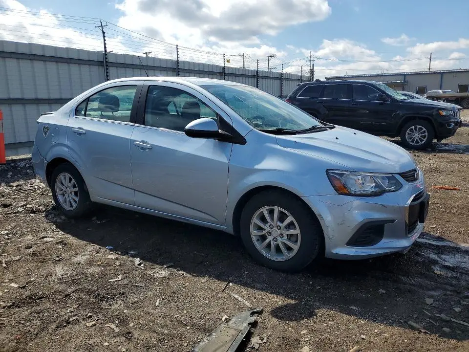 2017 CHEVROLET SONIC LT  