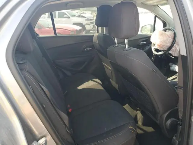 2022 CHEVROLET TRAX LS  