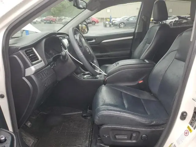 2016 TOYOTA HIGHLANDER XLE