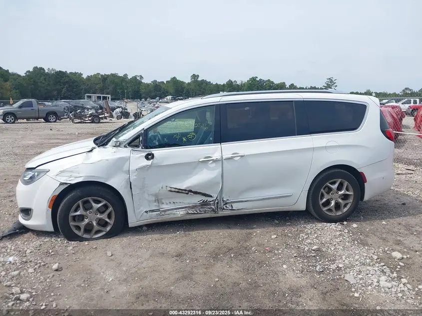 2018 CHRYSLER PACIFICA LIMITED