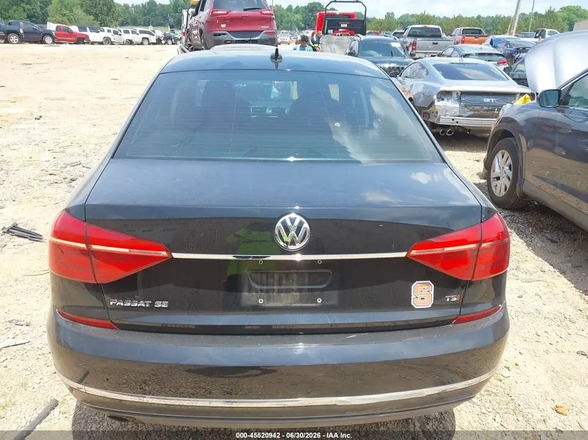 2016 VOLKSWAGEN PASSAT 1.8T SE