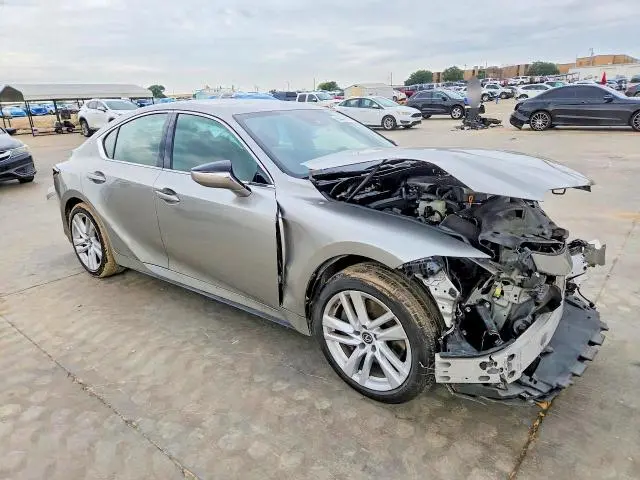 2021 LEXUS IS 300  