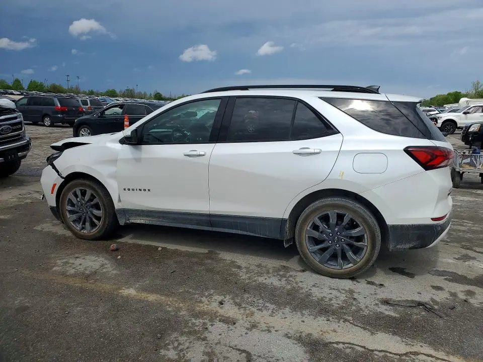 2022 CHEVROLET EQUINOX RS  