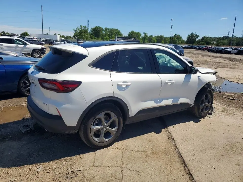 2025 FORD ESCAPE ST LINE  