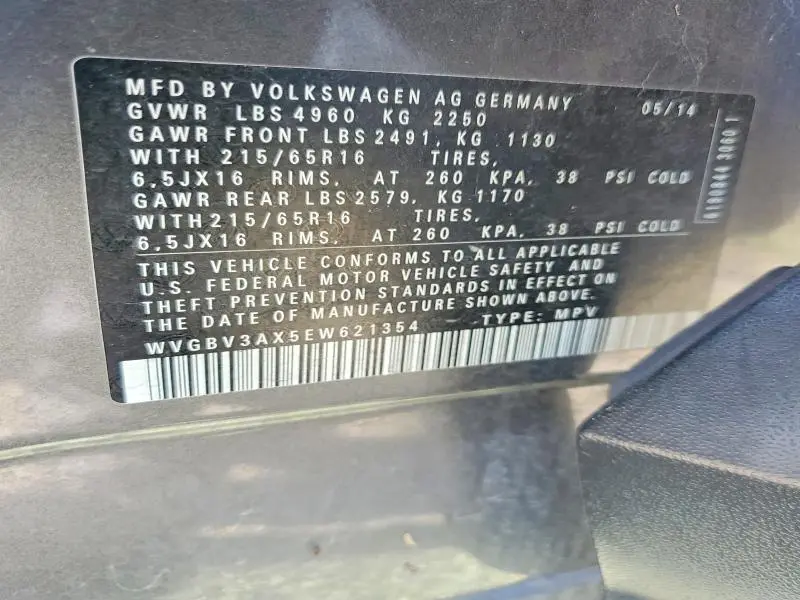 2014 VOLKSWAGEN TIGUAN S  