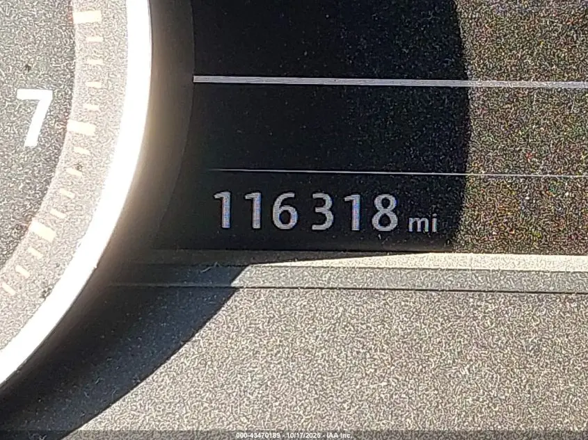 2013 VOLKSWAGEN TOUAREG VR6 SPORT