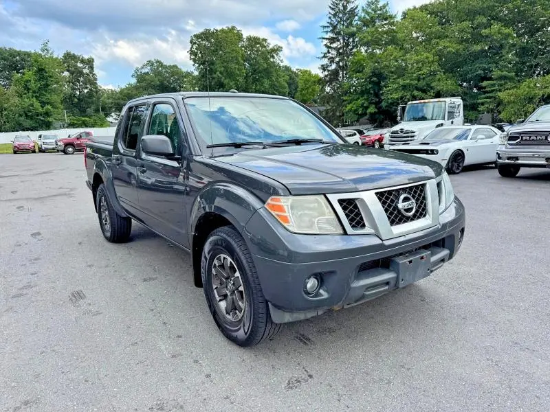 2015 NISSAN FRONTIER PRO-4X  
