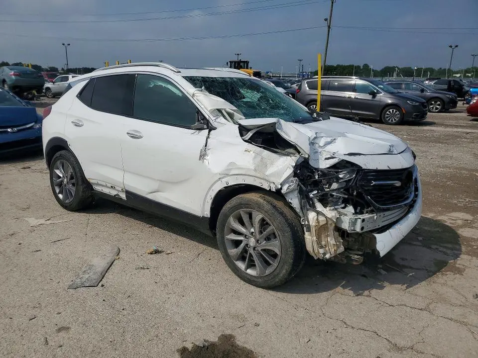 2021 BUICK ENCORE GX ESSENCE  