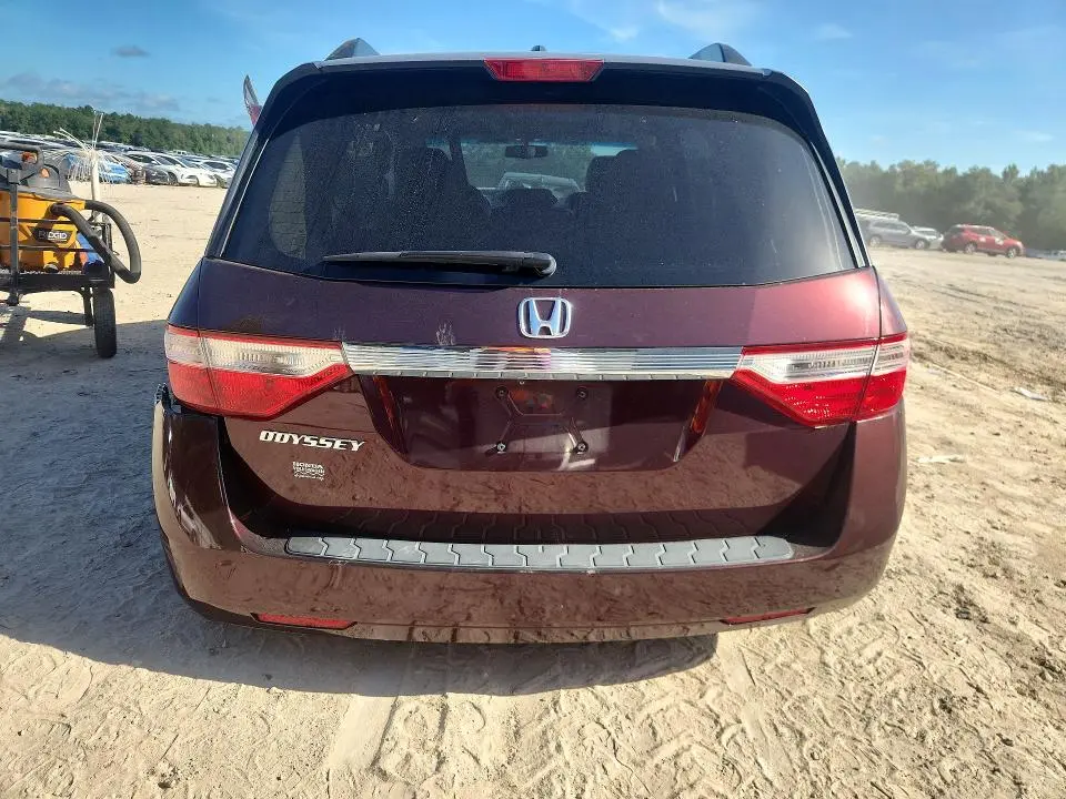 2011 HONDA ODYSSEY   