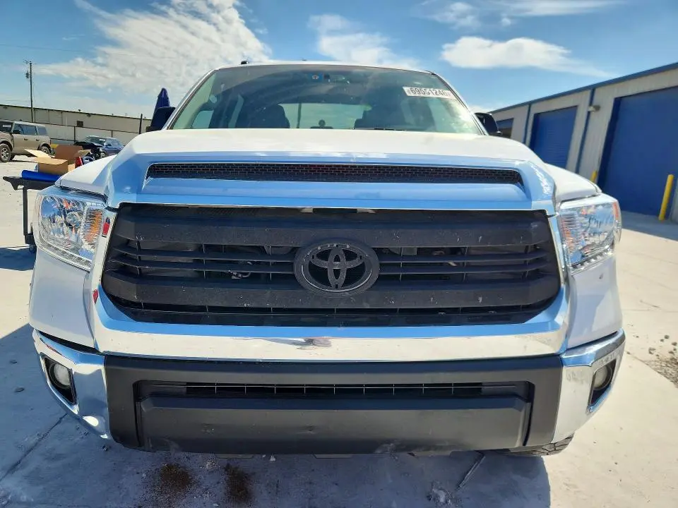 2015 TOYOTA TUNDRA SR5  
