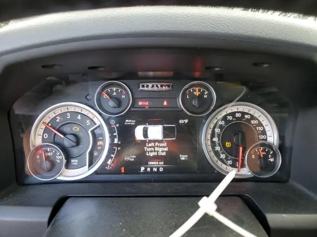 2014 RAM 1500 SLT  
