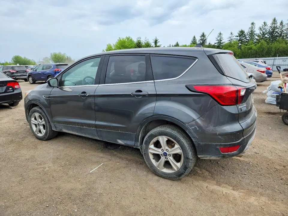 2019 FORD ESCAPE SE  