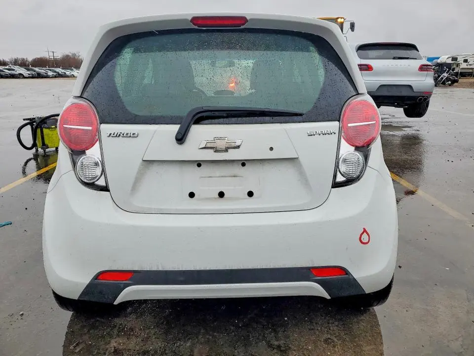 2015 CHEVROLET SPARK 1LT  