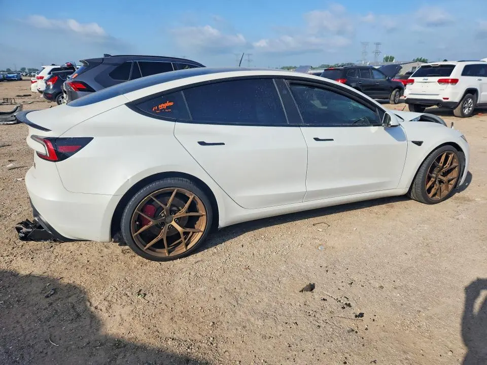 2025 TESLA MODEL 3   