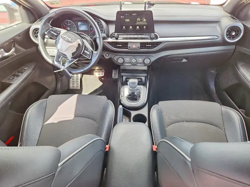 2021 KIA FORTE GT LINE  