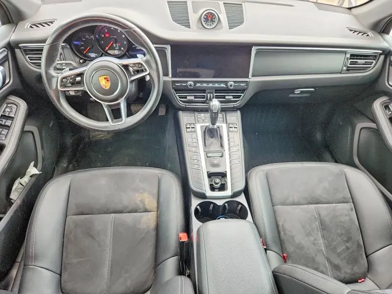 2020 PORSCHE MACAN   