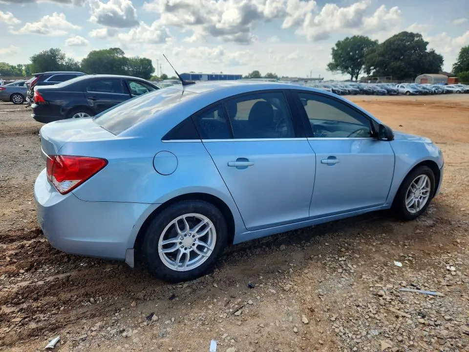2012 CHEVROLET CRUZE LS  