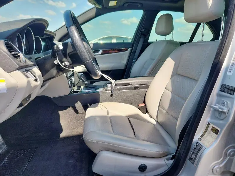 2013 MERCEDES-BENZ C 250  
