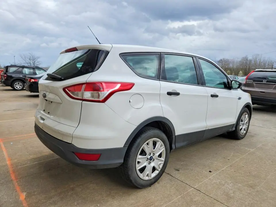 2014 FORD ESCAPE S  