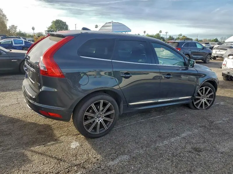 2015 VOLVO XC60 T5 PREMIER  