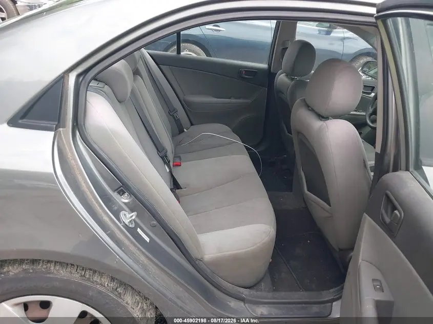 2010 HYUNDAI SONATA GLS