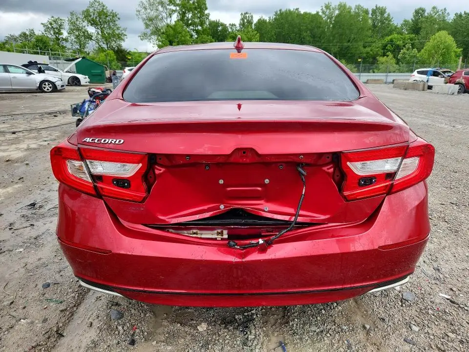 2018 HONDA ACCORD LX  