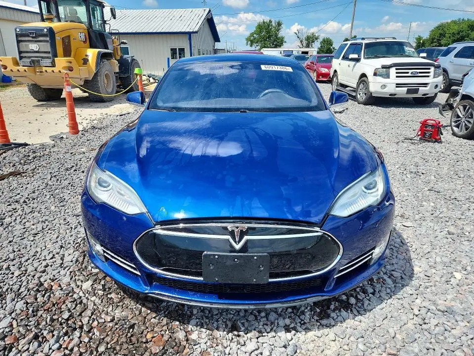 2015 TESLA MODEL S   