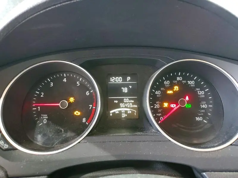 2015 VOLKSWAGEN JETTA SE  
