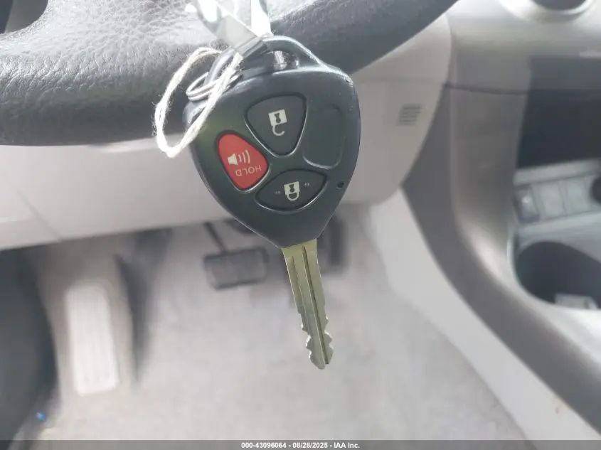 2012 TOYOTA RAV4 BASE V6