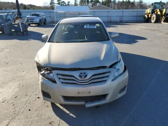 2011 TOYOTA CAMRY BASE  