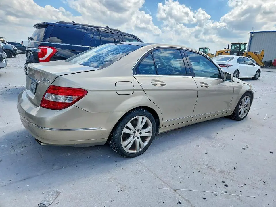 2011 MERCEDES-BENZ C 300 4MATIC  