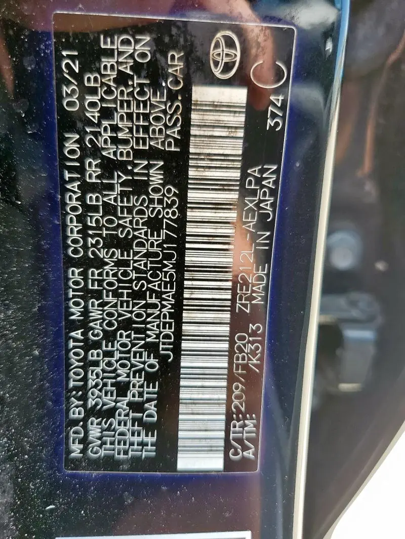 2021 TOYOTA COROLLA LE  