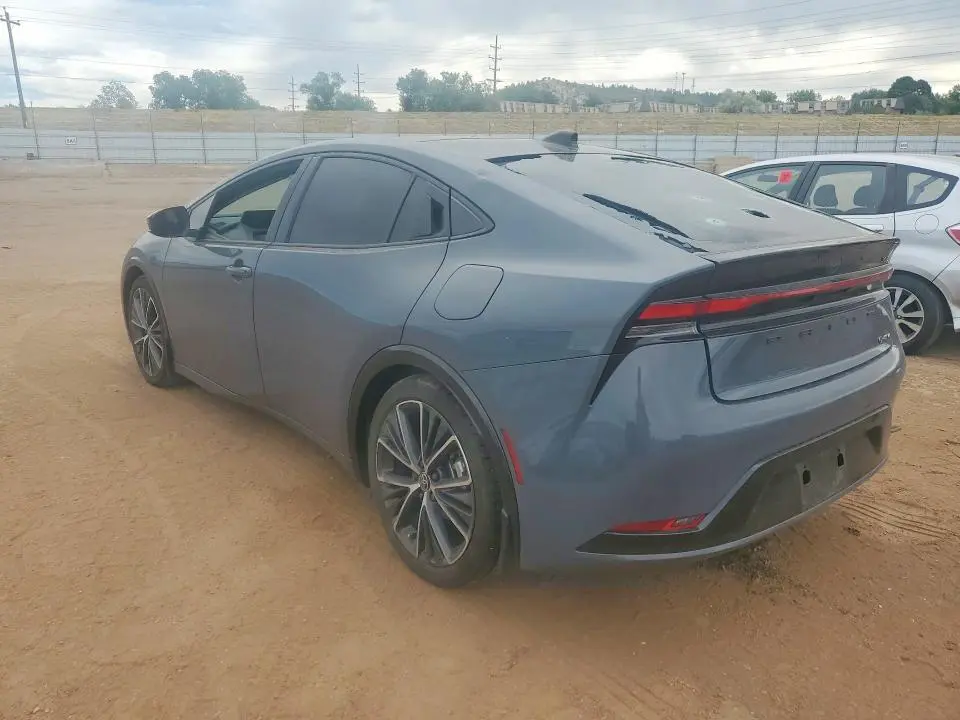 2024 TOYOTA PRIUS LE  