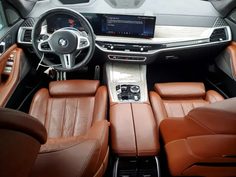 2025 BMW X7 M60I  