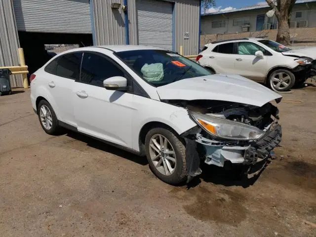 2017 FORD FOCUS SE  
