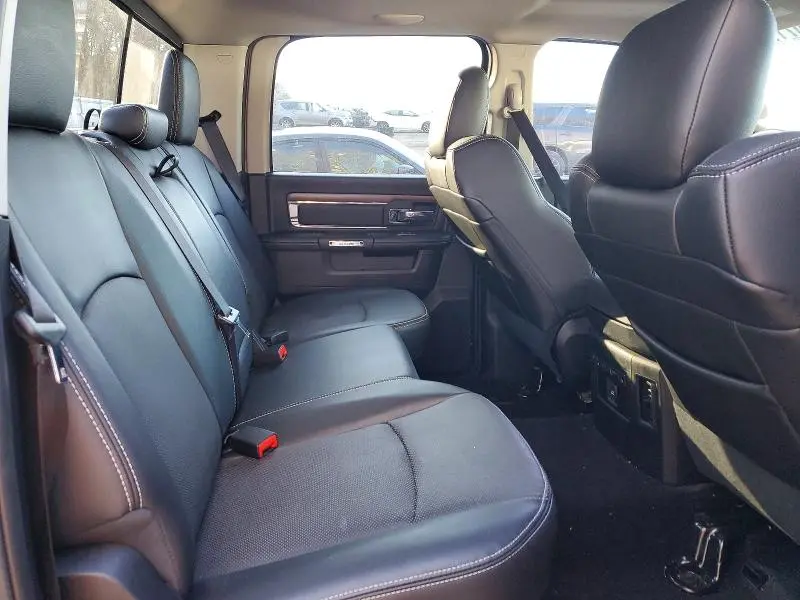 2016 RAM 1500 LARAMIE  