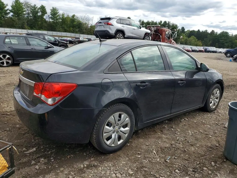 2013 CHEVROLET CRUZE LS  