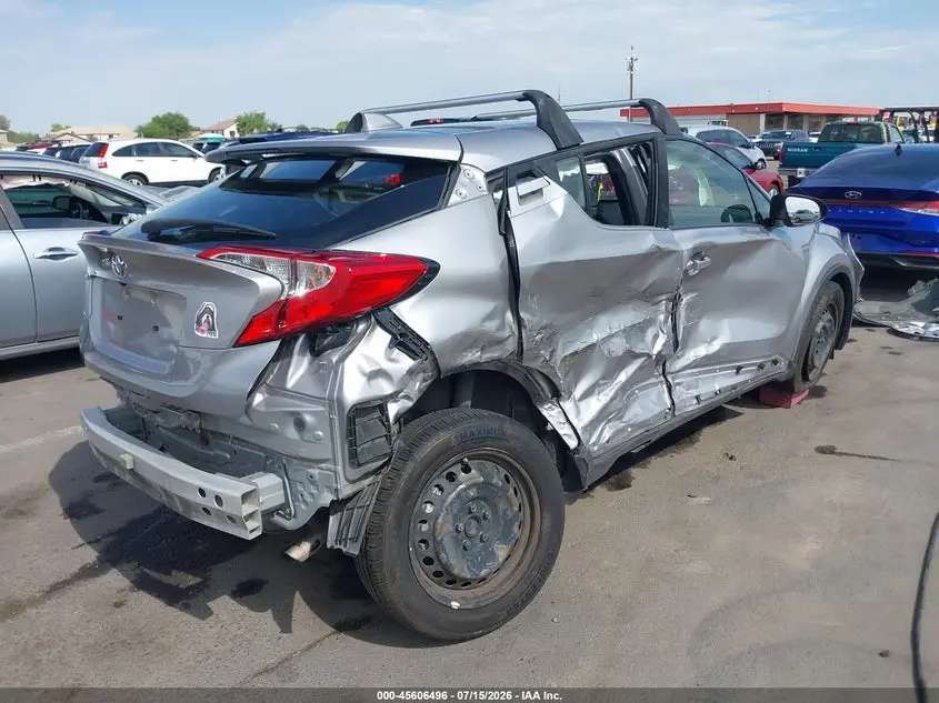 2019 TOYOTA C-HR LE