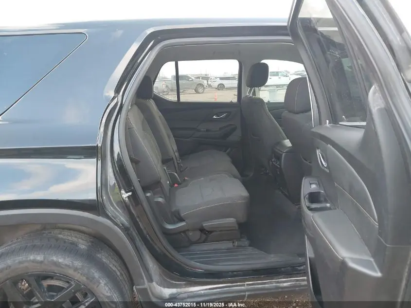 2020 CHEVROLET TRAVERSE FWD LS