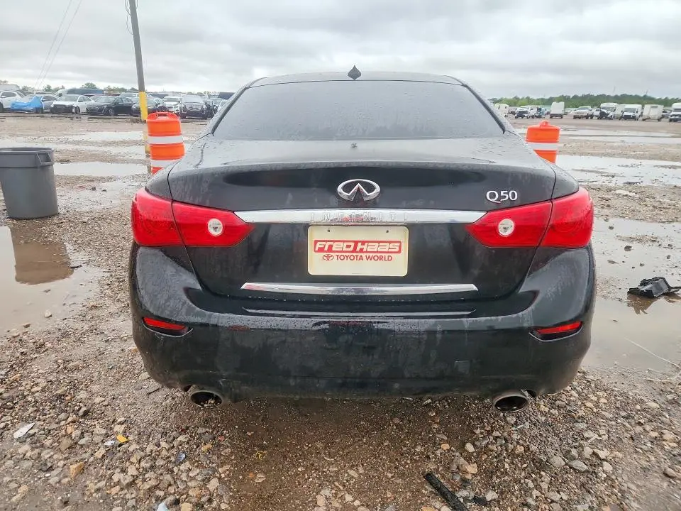 2015 INFINITI Q50   