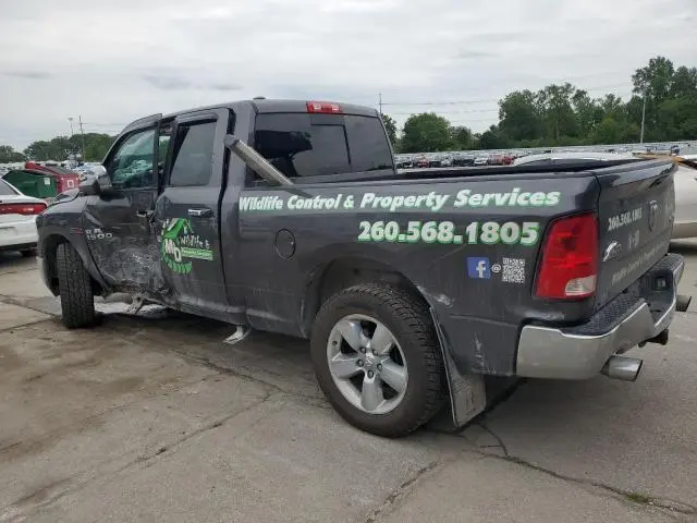 2016 RAM 1500 SLT