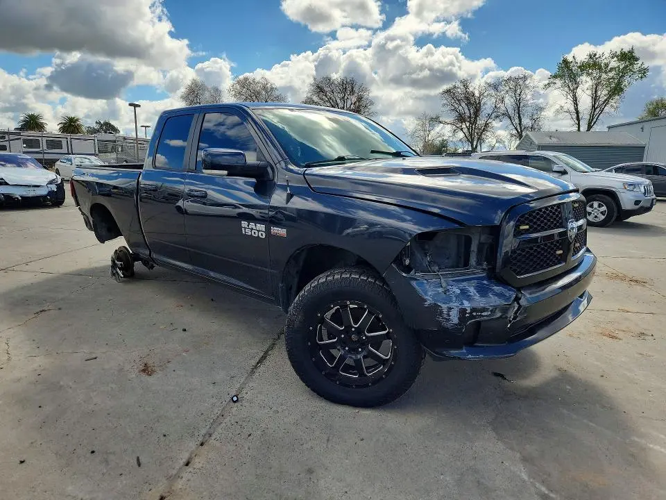 2015 RAM 1500 SPORT  