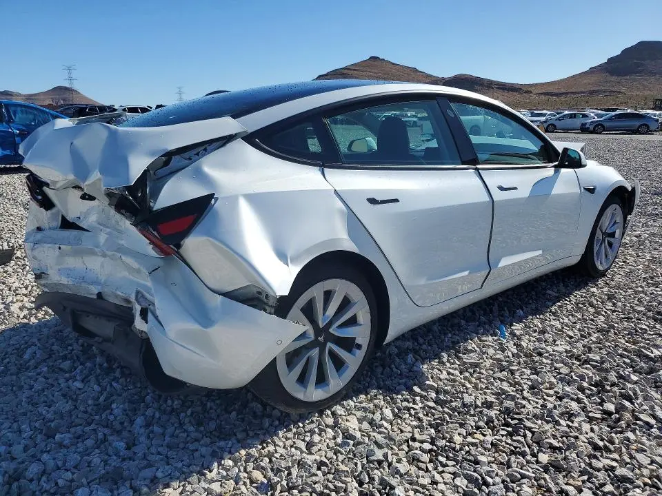 2021 TESLA MODEL 3   