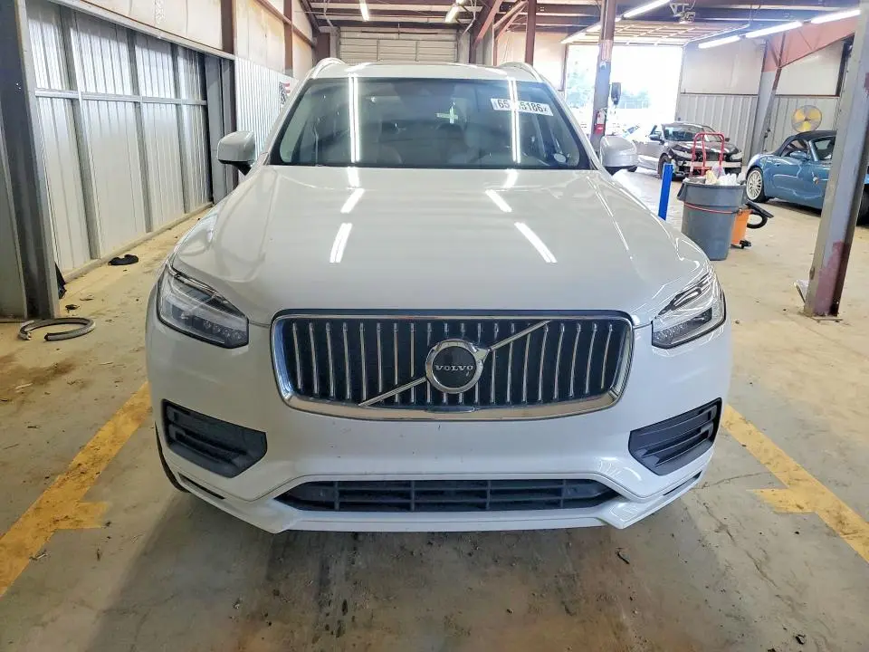 2020 VOLVO XC90 T5 MOMENTUM  