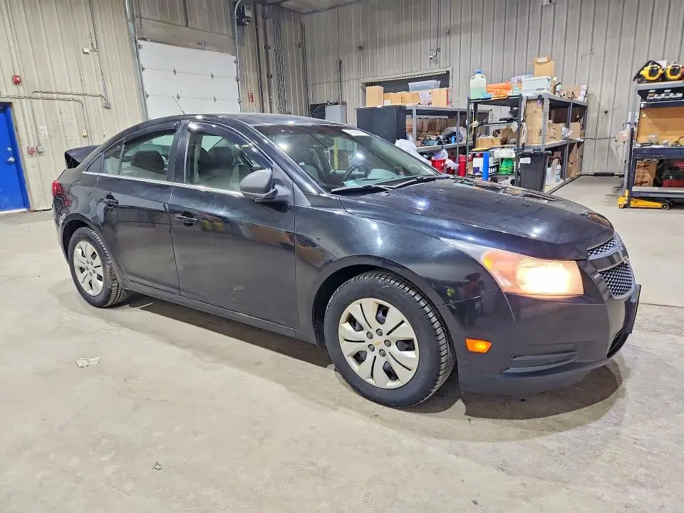 2012 CHEVROLET CRUZE LS  