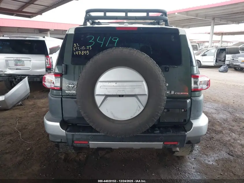 2014 TOYOTA FJ CRUISER  