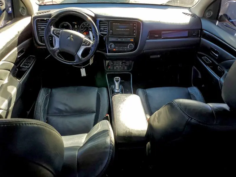 2018 MITSUBISHI OUTLANDER SE  